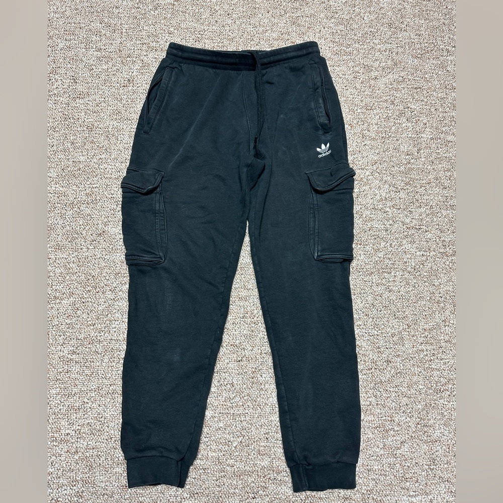 Adidas Men's Dark Cargo Joggers with Logo Size Large - Picture 3 of 9